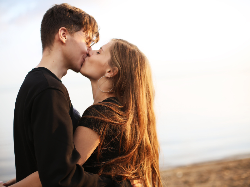 Intimitet og herpes: Sådan bevarer du et sundt sexliv